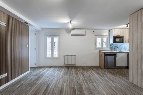 Piso en calle de Aguilar del Río, 9 - Foto 2