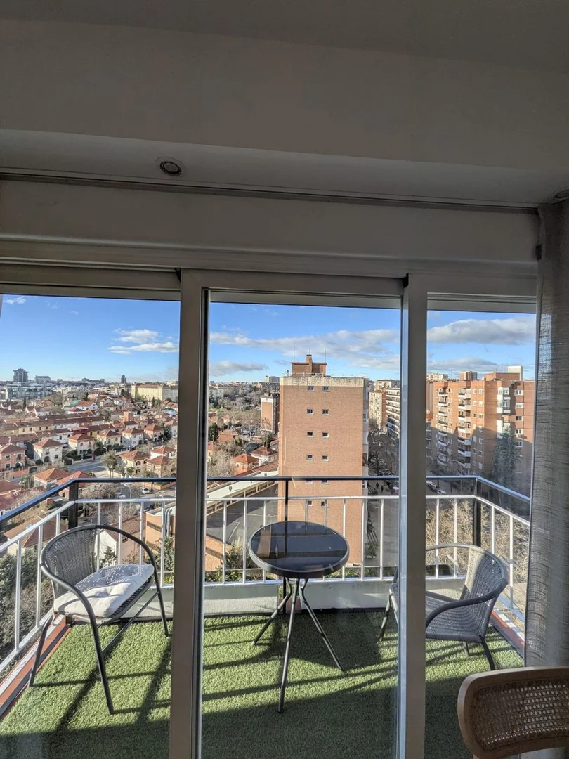 Piso en calle de Víctor de la Serna, 16 - Foto 5