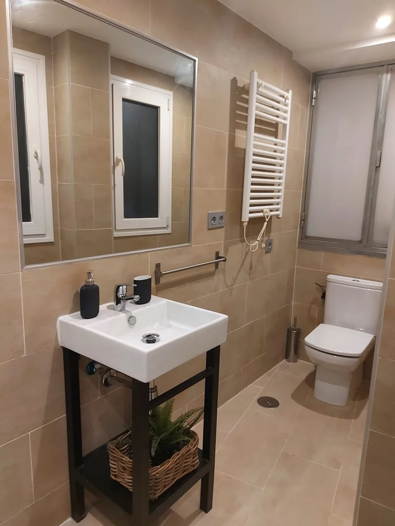 Piso en Barrio Malasaña-Universidad - Foto 9