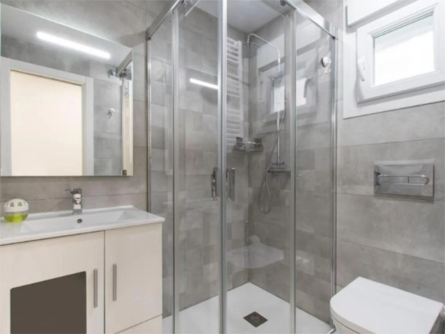 Apartamento en  Calle de la Virgen de Aránzazu 9 - Foto 4