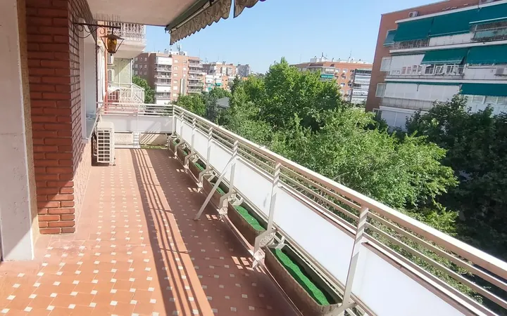 Piso en Avenida de Bruselas, 63, Guindalera - Foto 1