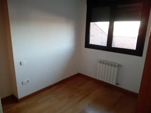 Piso en  Calle de la Sierra de Palomeras 26 - Foto 6
