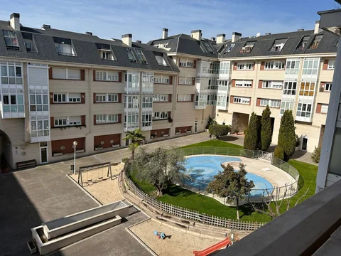 Piso en Barrio Campo de las Naciones-Corralejos - Foto 2