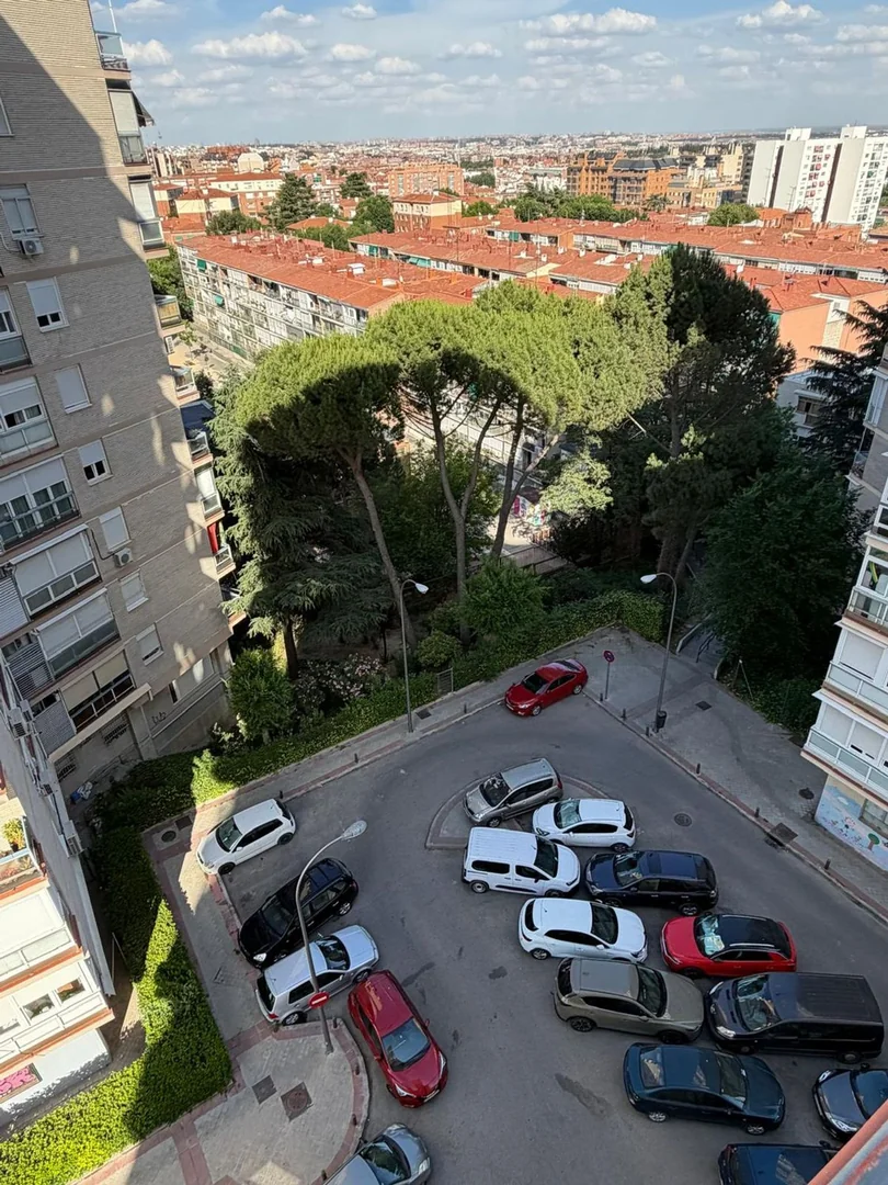 Piso en Calle de Villamanín, 31, Lucero - Foto 24