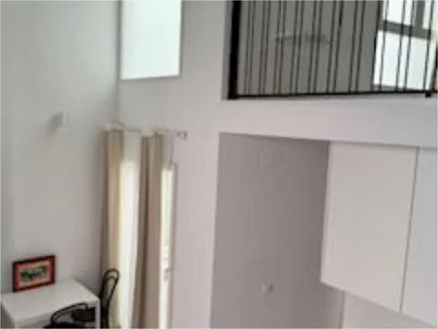 Piso en  Calle de Emilio Ortuño 3 - Foto 2