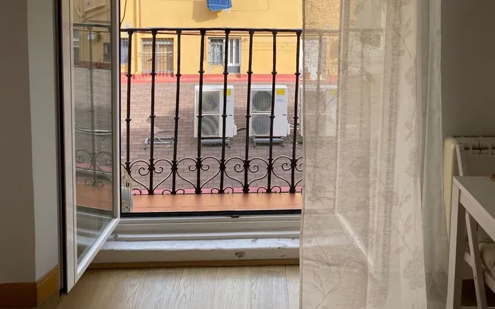 Estudio en Calle de Buenavista, 24, Lavapiés-Embajadores - Foto 4