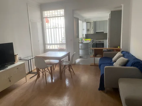 Piso en avenida del Port, 105 - Foto 1