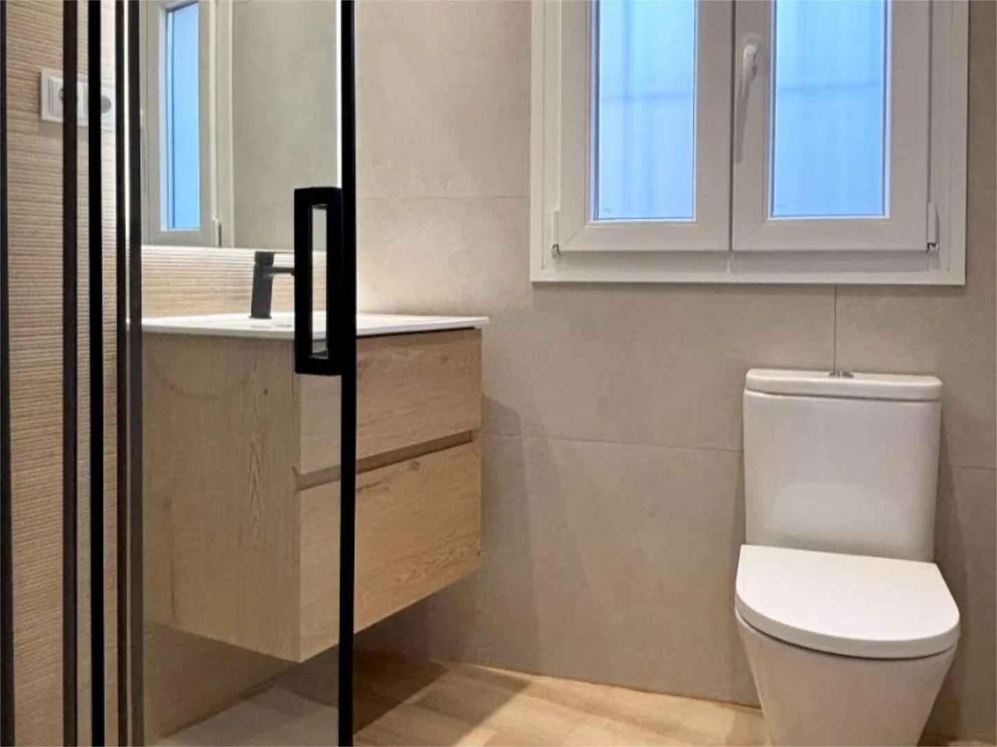 Piso en  Calle de San Leopoldo 10 - Foto 5