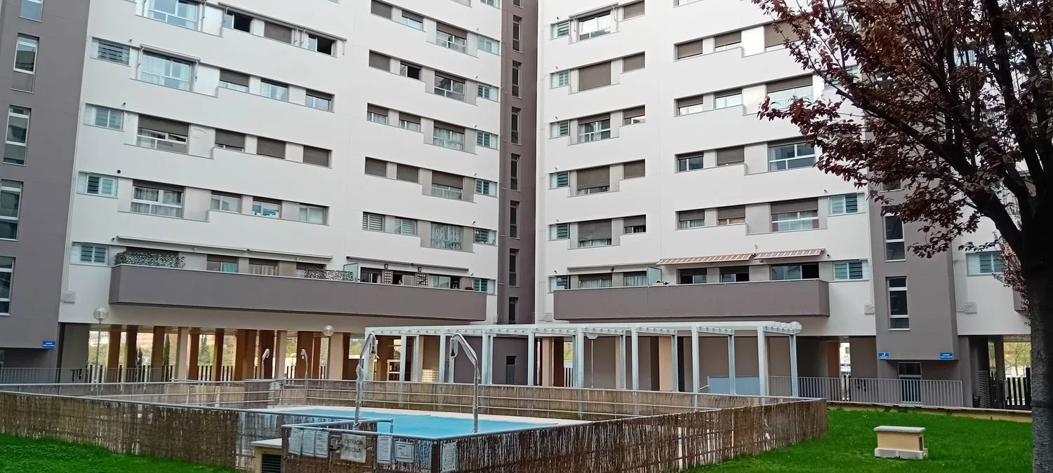 Piso en avenida de la Gran Vía del Sureste, 42 - Foto 2