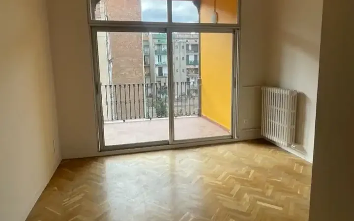 Piso en  Gran Via de les Corts Catalanes 541 - Foto 13