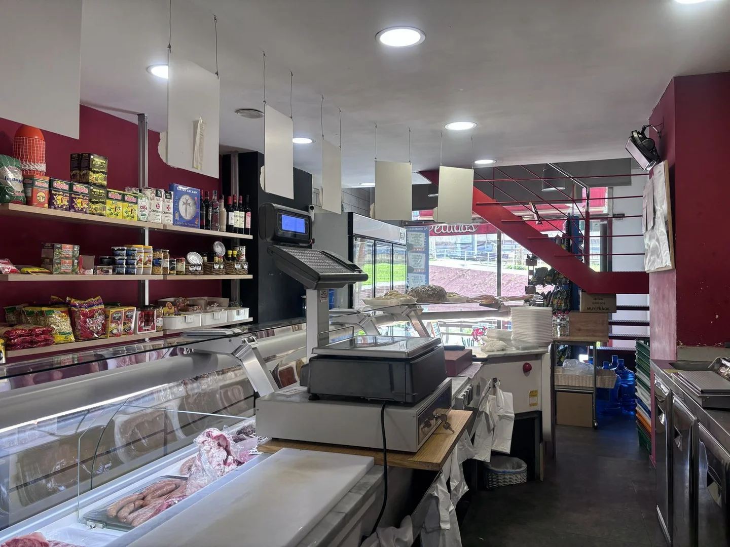 Carnicería, tienda de alimentación en traspaso en Gran Via de les Corts Catalanes - Foto 26