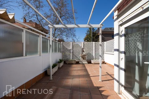 Piso en calle de Agastia - Foto 1