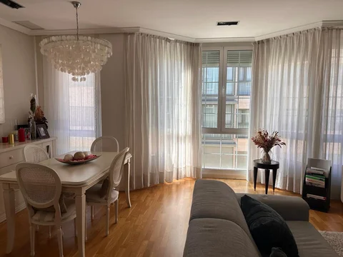 Piso en avenida de los Prunos, 5 - Foto 2