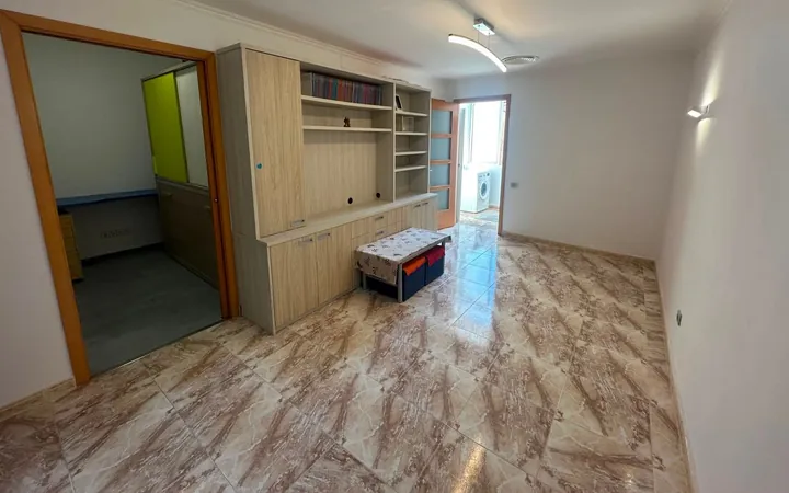 Piso en Calle d'Alcolea, 133 - Foto 6