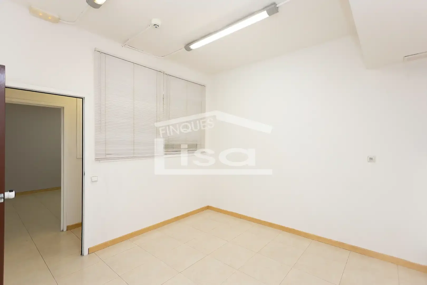Local comercial en  Carrer de Portugal - Foto 16