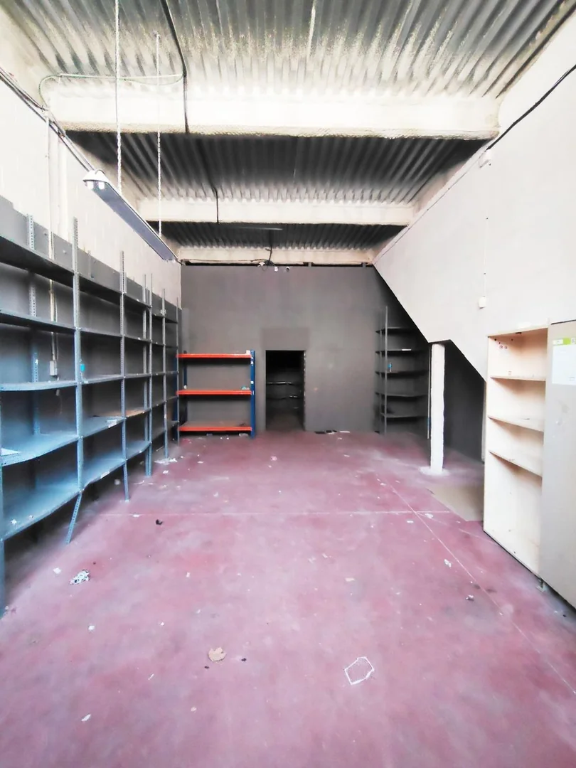 Nave en Calle Ciudad de Frías, Villaverde Alto - Foto 3