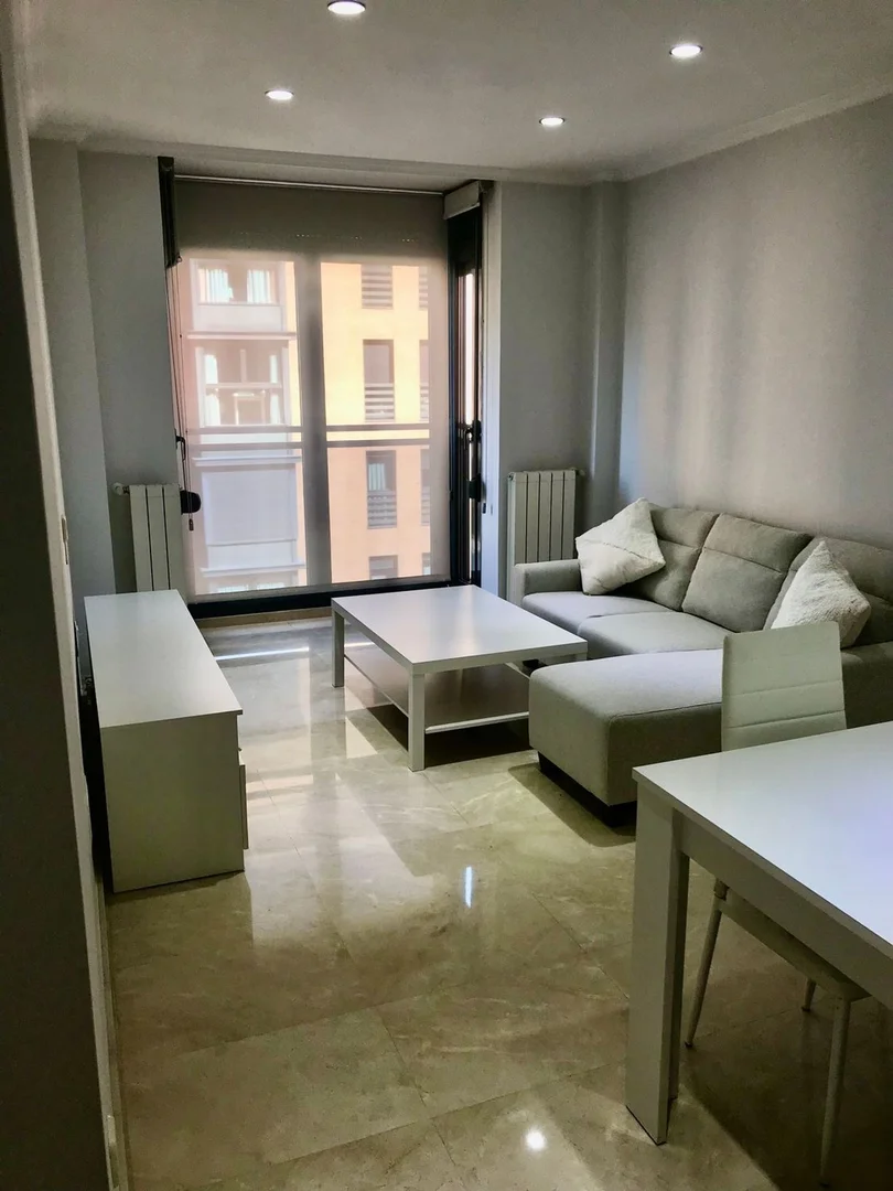 Piso en calle de Deyanira, 17 - Foto 1