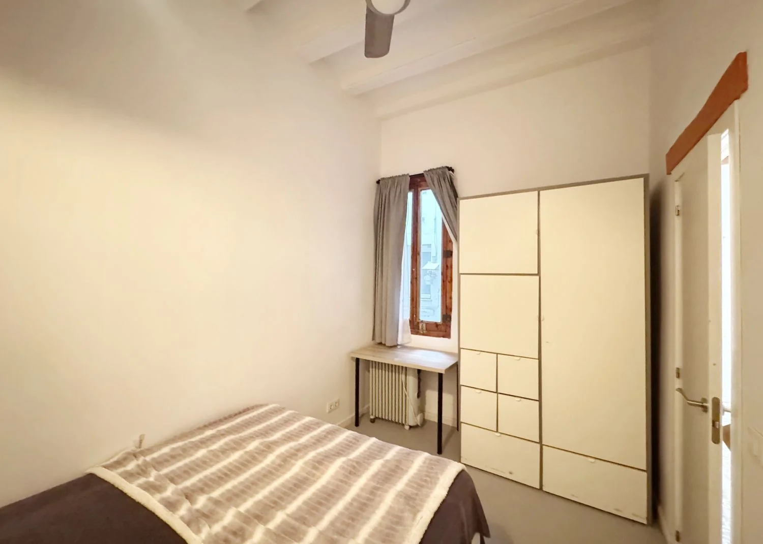 Piso en Calle de l'Est, 3, El Raval - Foto 4