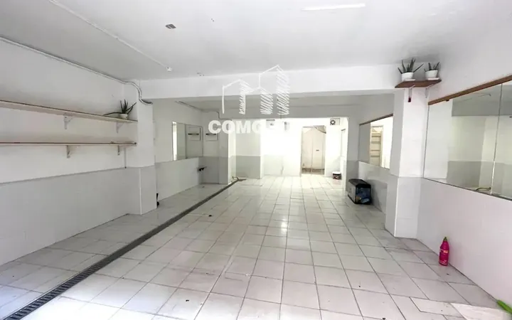 Local comercial en  TURO DE LA TRINITAT 45-47 - Foto 5