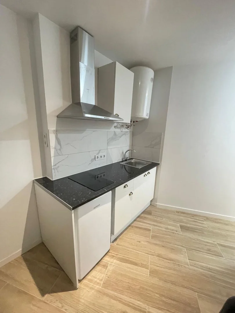 Estudio en Calle de l'Hortal, 35, El Carmel - Foto 8