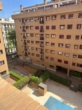 Piso en calle de las Delicias, 28 - Foto 2