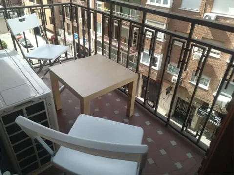Piso en  Calle de Meléndez Valdés 7 - Foto 6