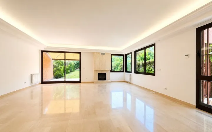 Chalet pareado en Conde Orgaz-Piovera - Foto 4