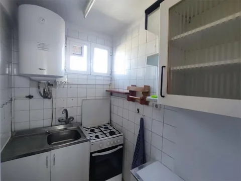 Piso en  Calle de Arroyo de Fontarrón 451 - Foto 8