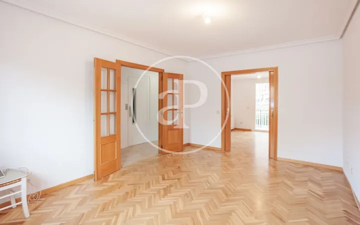 Casa o chalet en Calle del Huracán - Foto 1