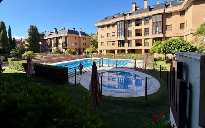 Piso en Alameda de Osuna - Foto 8