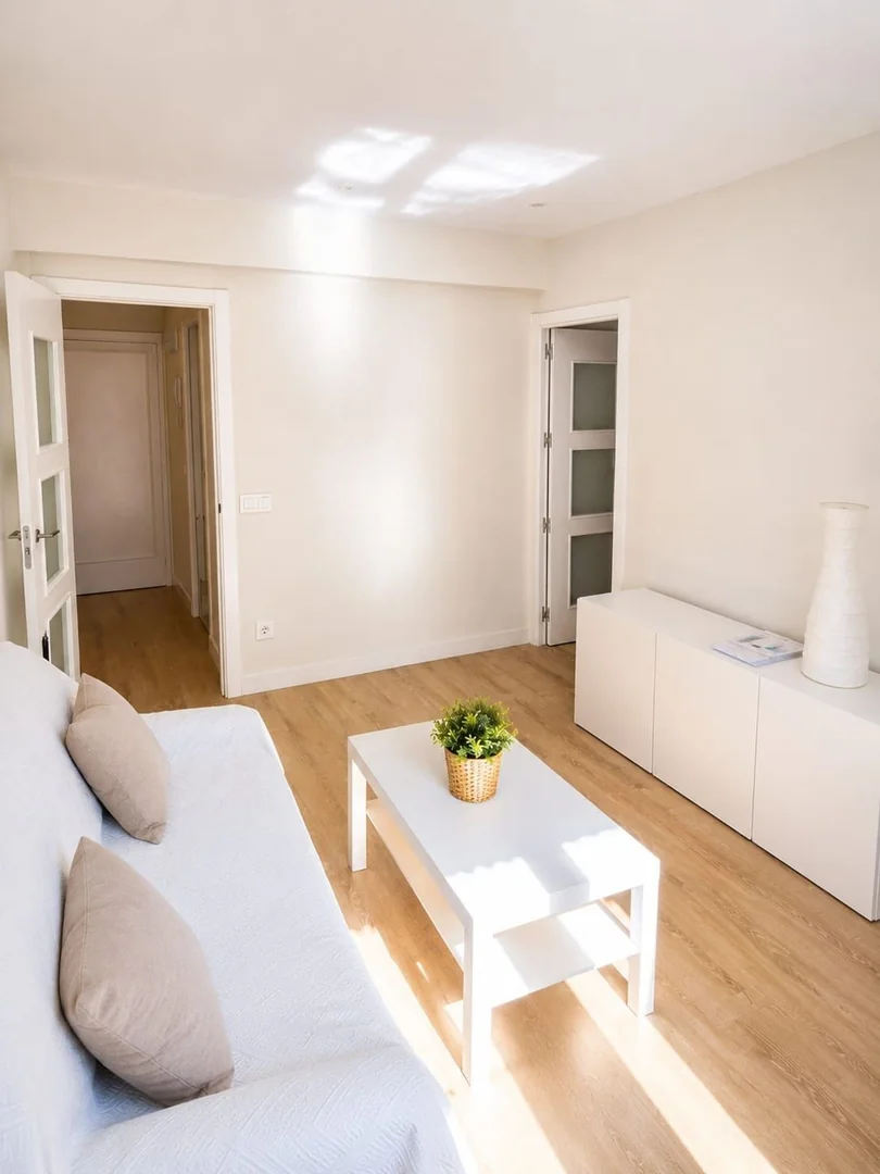 Piso en Calle de Vinaroz, 32, Ciudad Jardín - Foto 6