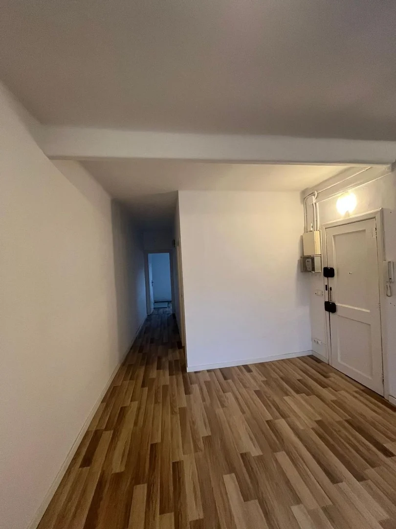 Piso en calle del Consell de Cent, 151 - Foto 2