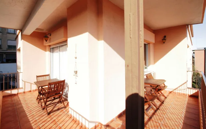 Piso en Calle de Llobet i Vall-llosera - Foto 1