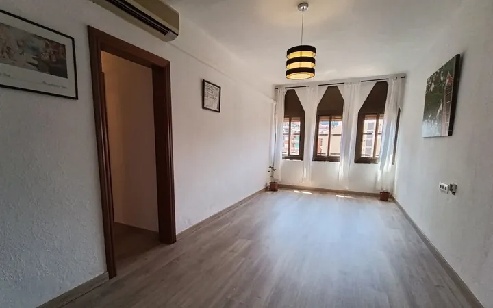 Piso en Calle dels Ferrocarrils Catalans, 81, La Marina del Port - Foto 11