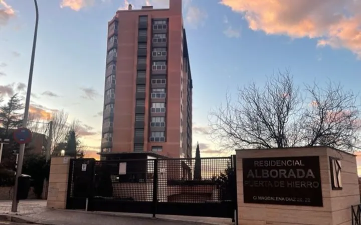 Piso en CL Magdalena Diaz, 20, Valdezarza - Foto 1