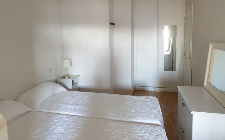 Piso en Avenida General Peron, 32, Cuatro Caminos - Foto 1