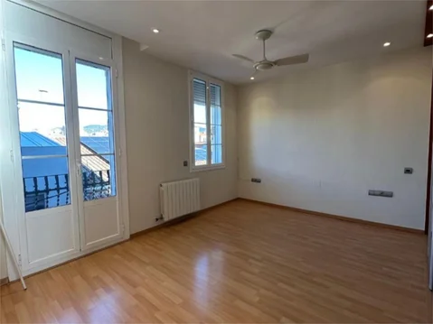 Piso en  Passeig del Taulat 210 - Foto 4