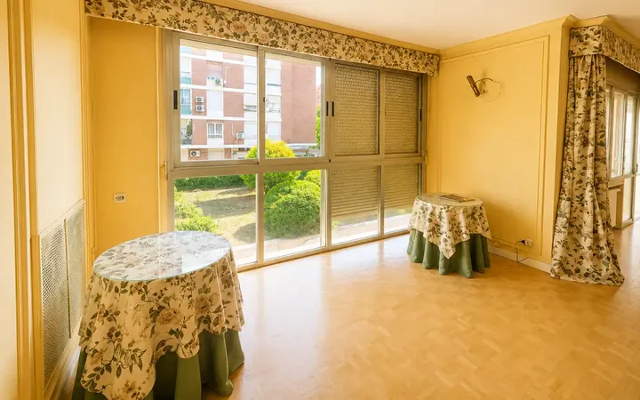 Piso en  Calle del Príncipe de Vergara 209 - Foto 4