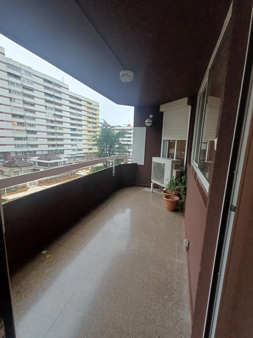 Piso en Barrio El Camp d'En Grassot i Gràcia Nova - Foto 3