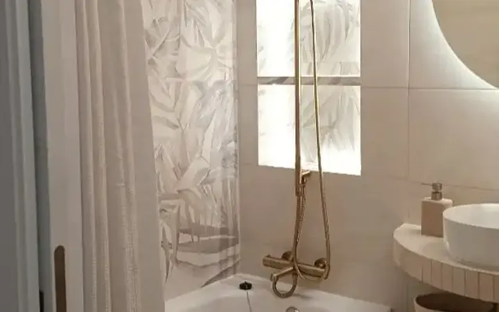 Apartamento en  Calle de Doña Berenguela 18 - Foto 7
