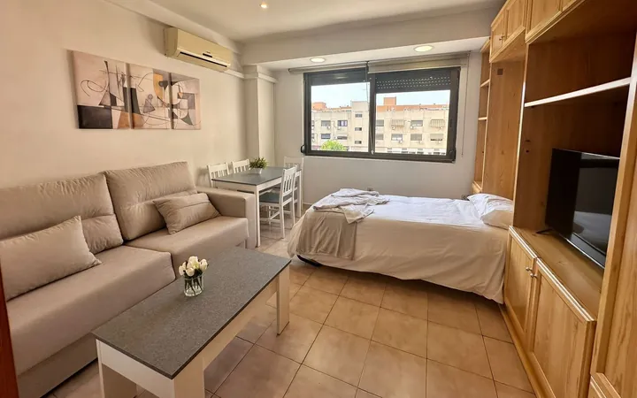 Estudio en Calle del Conde de Serrallo, Ventilla-Almenara - Foto 1