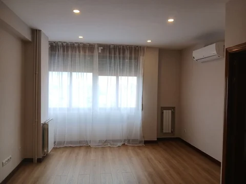 Piso en calle de Valderrey, 3 - Foto 1