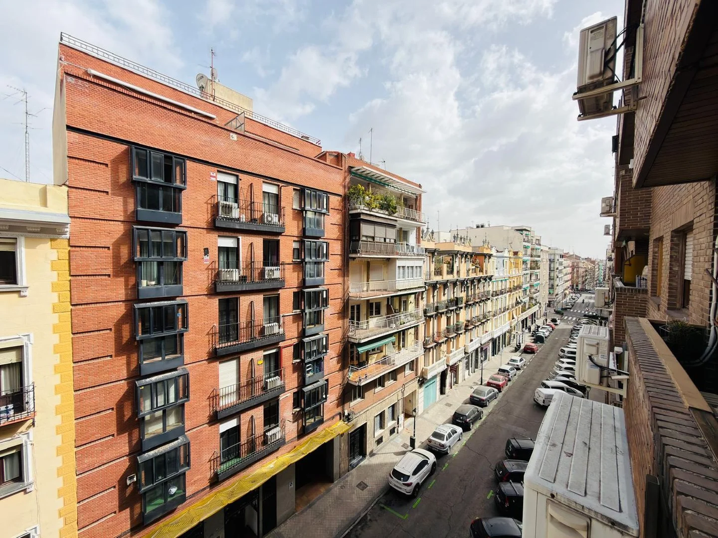 Piso en calle de Viriato, 2