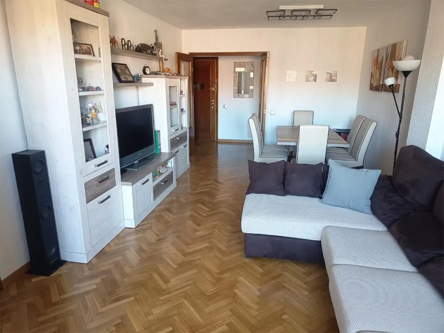 Piso en  Calle de Antonio López Aguado 10 - Foto 2