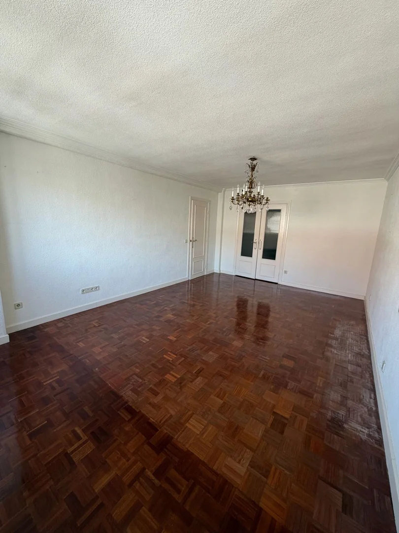 Piso en calle de Clara del Rey, 37 - Foto 4