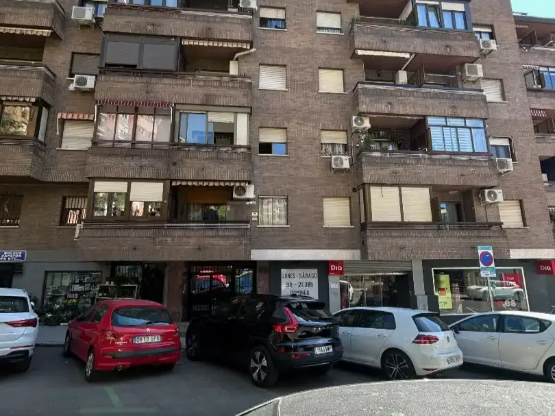 Piso en  Calle de Villafranca 22 - Foto 6