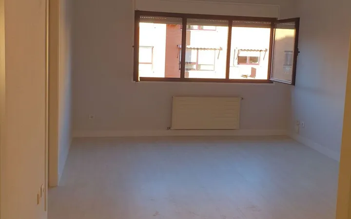 Piso en Calle Rocinante, 7, Tres Olivos - Valverde - Foto 9