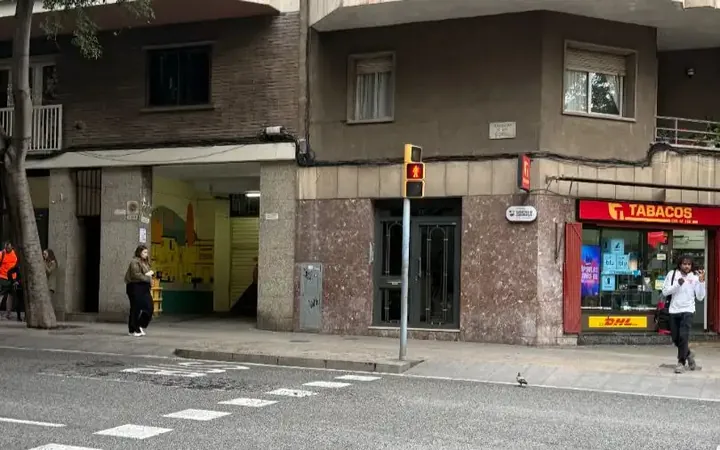 Garaje en  Travessera de les Corts 31 - Foto 1