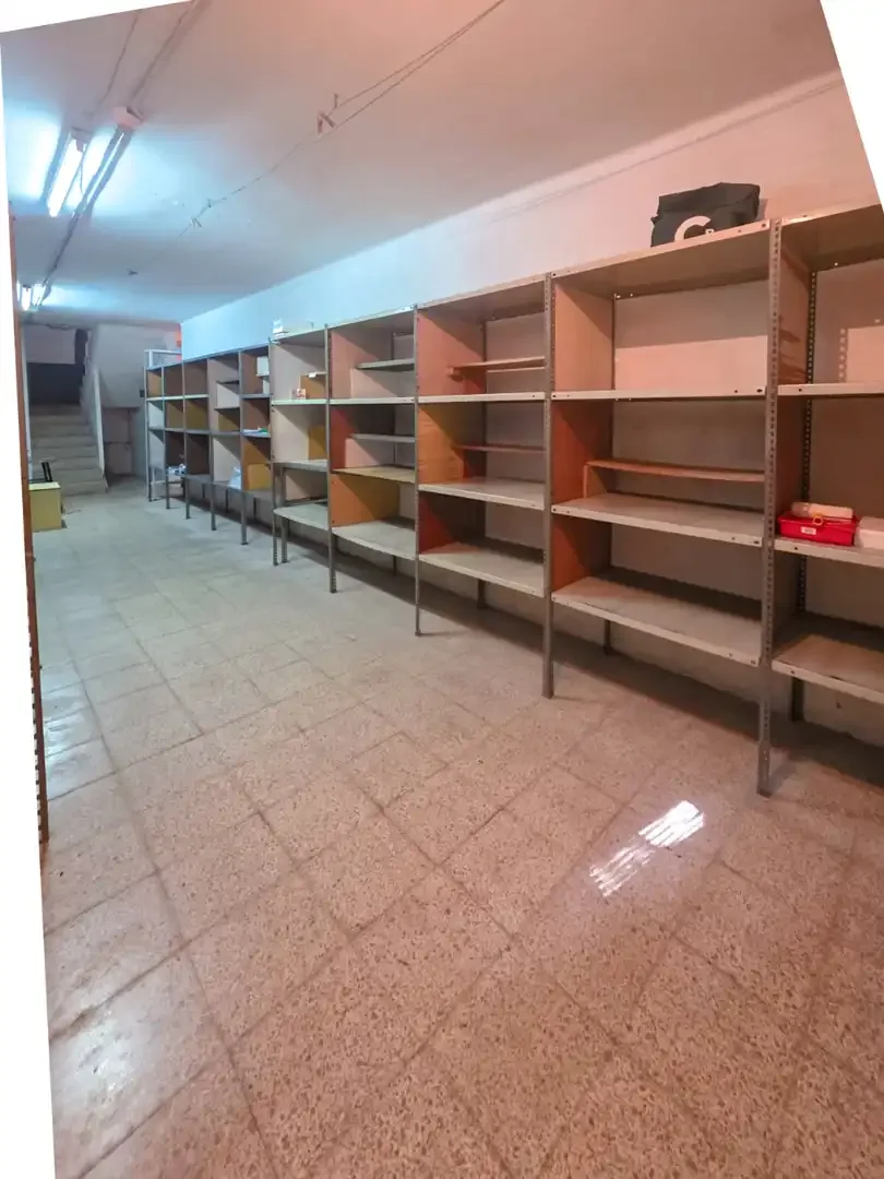 Local comercial en  Carrer de Josep Estivill 33 - Foto 12