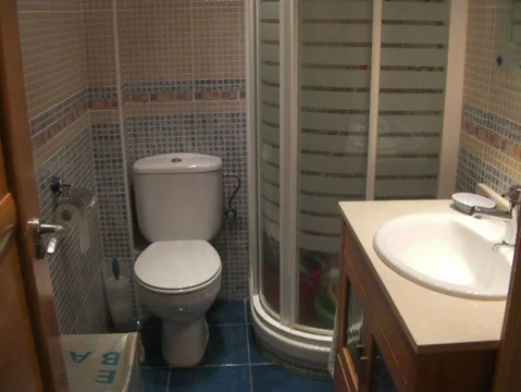 Piso en calle María de Guzmán, 24 - Foto 2